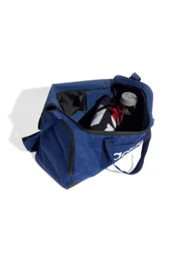 Blaue Tasche mit verstärkten Griffen und weißem Adidas-Logo IN6116