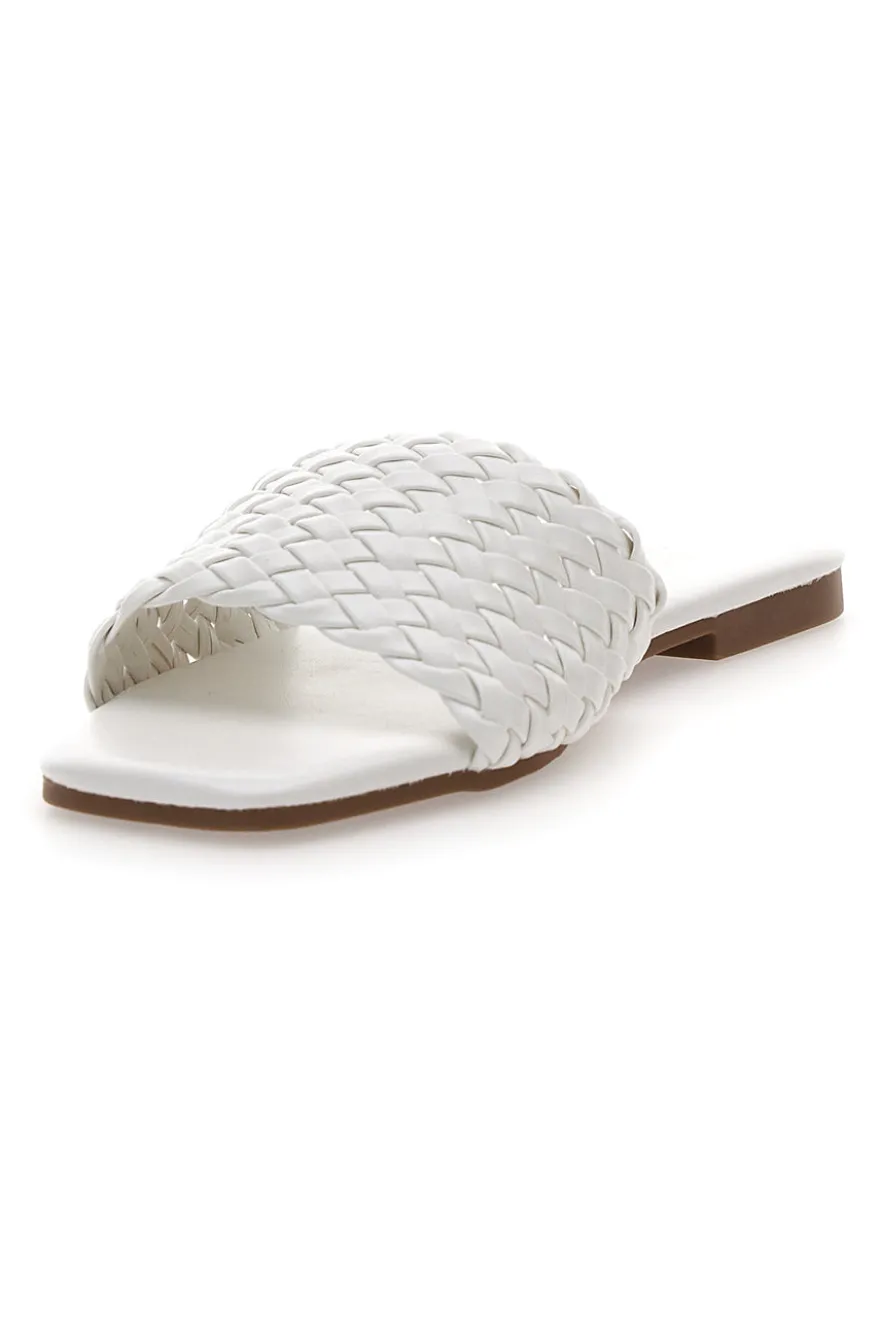 Ciabatte bianche con fascia intrecciata MON DIEU PRE5410