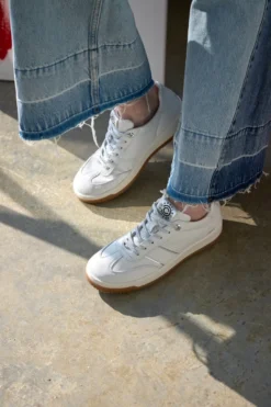 Damen weiße Leder Turnschuhe Pittarello Kapseln S1