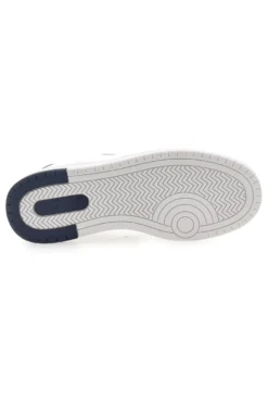 Levi's – Kick SE – Sneaker in Weiß und Marineblau