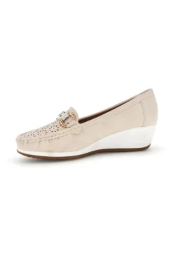 Mocassini beige traforati con zeppa Mio tempo MINA910
