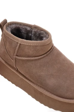 Mon Dieu L1250 – Kamelfarbene Slipper-Stiefeletten mit Plateausohle in Wildlederoptik