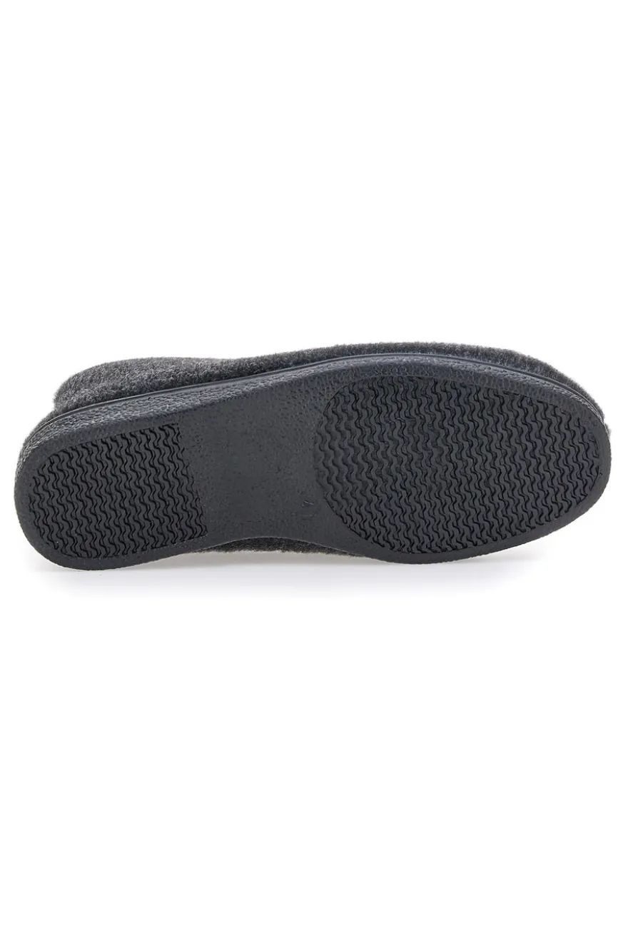 Pantofole nere con cerniera Jerpoint CA249