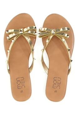 Platin Flip Flops mit Schleife und Nieten MON DIEU PREA842