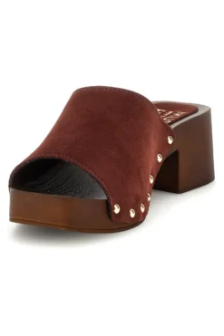Sandalo bordeaux con tacco e borchie Pittarello Must Have 11934