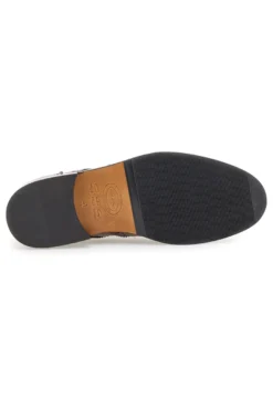 Scarpe eleganti marroni in pelle con forature decorative Pittarello 7710