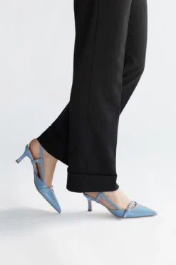 Scarpe slingback azzurre a punta con cinturini Pittarello glam 3790