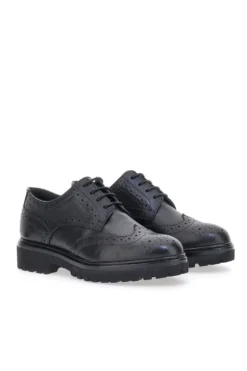 Schnürschuhe im englischen Stil mit Schnürsenkeln PLOCADI 1555