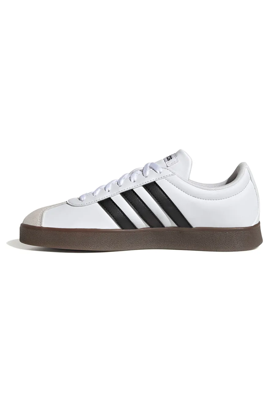 Sneakers bianche con strisce nere e punta in suede Adidas VL Court Base