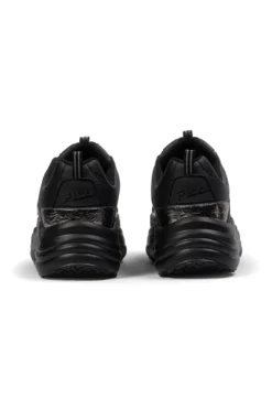 Sneakers nere con dettagli argento e suola chunky Fila FFW0586