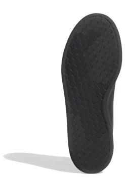 Sneakers nere con lacci Adidas URBAN COURT