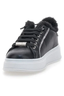 Sneakers nere con pelliccia e dettagli metallici Grazie Girl 153451