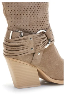 Stivali Beige traforati con fibbie Cafe' cost P723