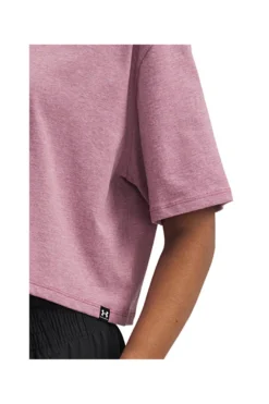 Under Armour – Rival SS – Kurz geschnittenes T-Shirt aus schnelltrocknender Baumwollmischung in Rosa