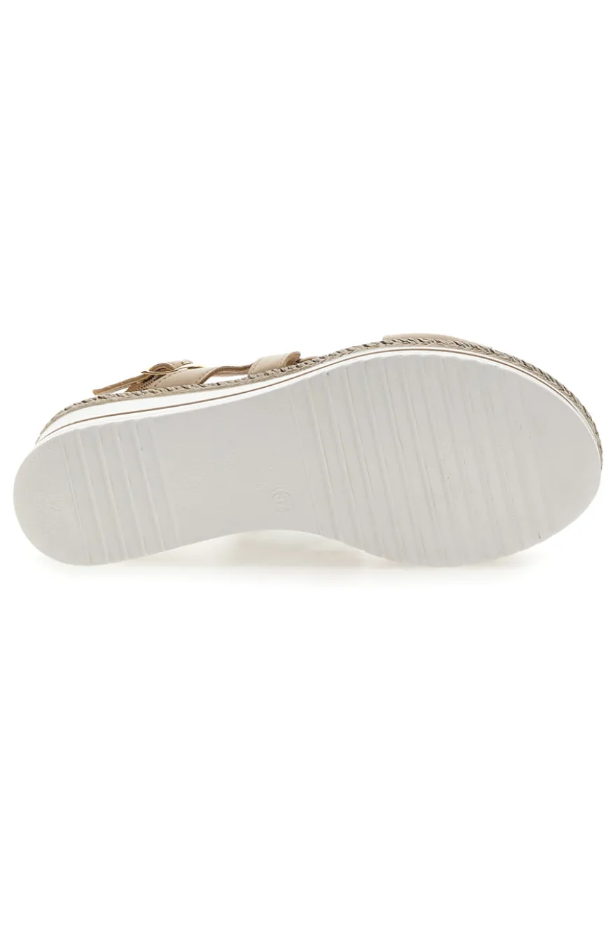 Weiße und beige Sandale mit mittlerem Keilabsatz PITTARELLO LOOK MK3313109