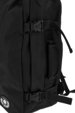 Zaino nero con manico e design essenziale Indigeno metropolitano XPITTBAC003-A